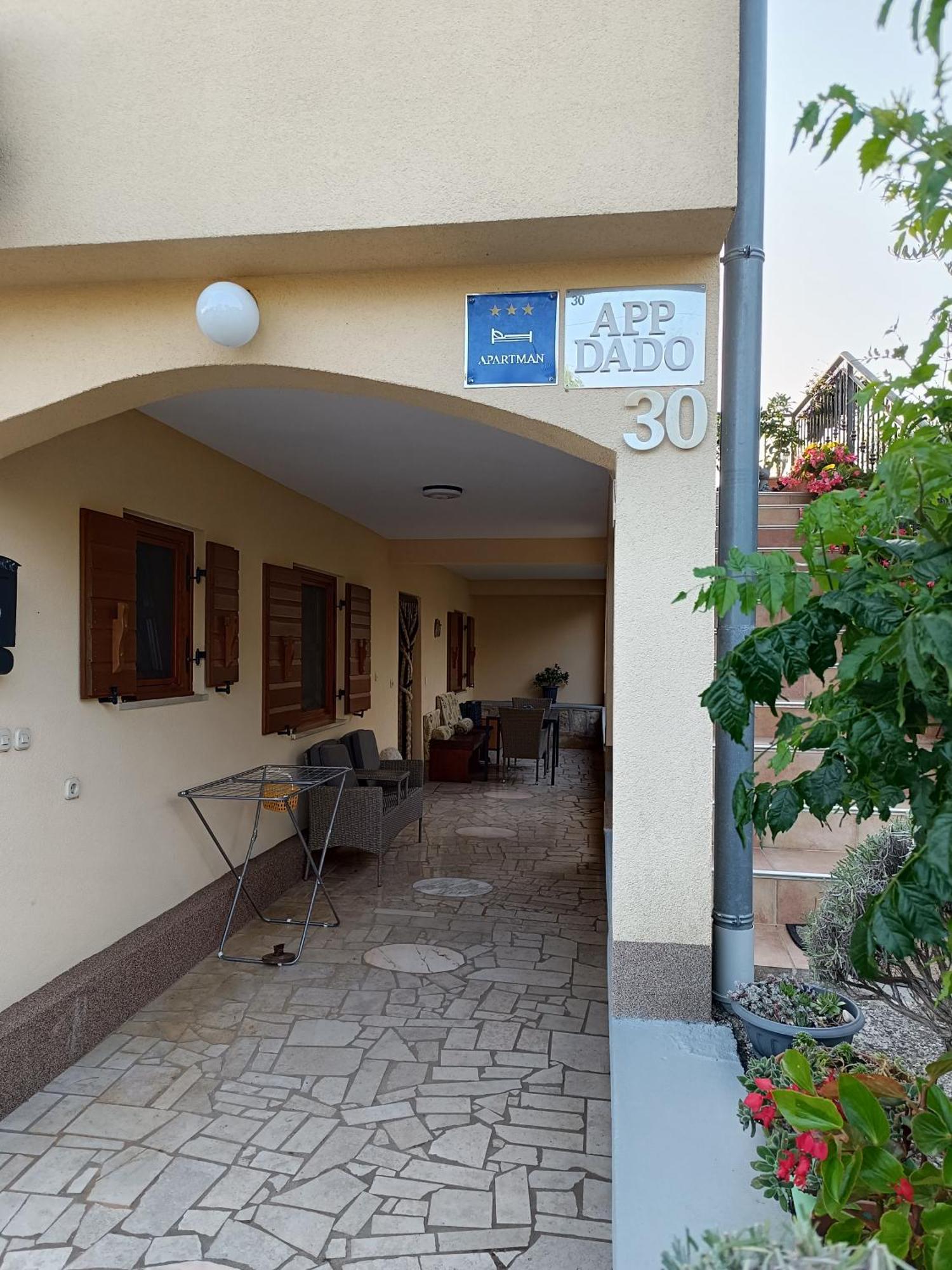 Apartment Dado Poreč Exterior foto